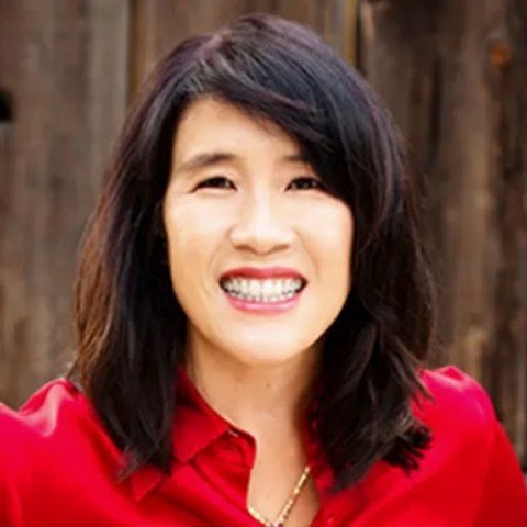 Photo of Elizabeth Wong Ahlers, Town Council